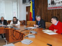 Întâlnire la sediul CJD pe proiectul european de reabilitare a infrastructurii de apă și apă uzată din județul Dâmbovița