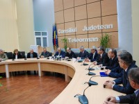 Semnarea contractelor de asociere între județele Dâmbovița, Teleorman și Giurgiu pentru reabilitarea a 139 km de drumuri!