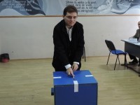 Europarlamentarul Victor Negrescu (PSD) a votat în municipiul Târgoviște