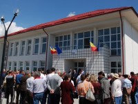 Proiecte finalizate la Dărmănești cu bani europeni: primărie renovată, drumuri asfaltate și utilaje SVSU!