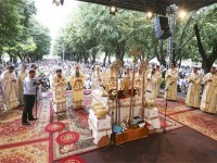 Sărbătoarea Sfântului Ierarh Nifon, peste 20.000 de credincioși și pelerini la Târgoviște! (foto)