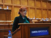 Oana Vlăducă (PSD Dâmbovița) cere ministrului Educației adaptarea programului „Lapte, corn, măr” la realitățile din școli!