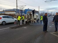 Târgoviște: Primarul a cerut constructorului îndepărtarea unor plombe asfaltice puse pe ploaie >> Nu voi tolera!