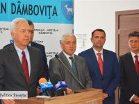 Ambasadorul SUA, primele declarații la începutul vizitei de 2 zile în județul Dâmbovița