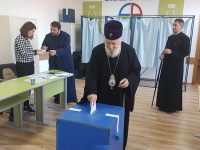 REFERENDUM: A votat și Mitropolitul Nifon al Târgoviștei. Declarații