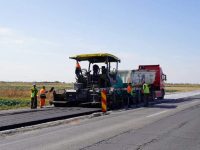 A fost turnată prima porțiune de asfalt pe DN 7 Bâldana – Titu (4 benzi)