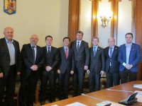 Senatori și deputați de Dâmbovița, întâlnire cu reprezentanții Samsung