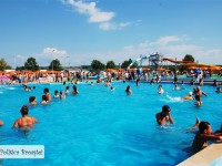 GALERIE FOTO: Complexul Turistic de Natație Târgoviște și-a deschis porțile! Distracție cât cuprinde pentru mii de târgovișteni