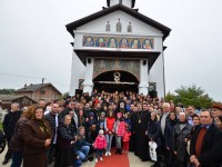 Târnosirea bisericii reabilitate din Parohia Lungulețu! (foto)
