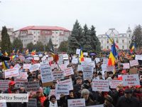 TÂRGOVIȘTE: Cel mai mare miting pentru susținerea Guvernului Grindeanu! 10.000 de oameni au ieșit în stradă!