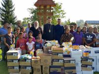 Solidaritate: 7 tone de alimente pentru persoane defavorizate din Parohia Cojasca!
