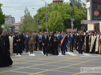 FOTO: Ziua Eroilor, sărbătorită la Târgoviște, în Piața Tricolorului