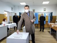 ZIUA ALEGERILOR: A votat la prima oră președintele CJ și PSD Dâmbovița, Corneliu Ștefan (declarații)