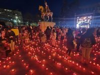 Calea Luminii / Târgoviște, drumul credinței, mii de lumânări (foto)